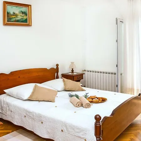 Apartmani Ami Podstrana Esterno foto