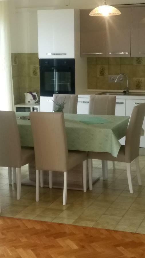 Apartment Ami Podstrana